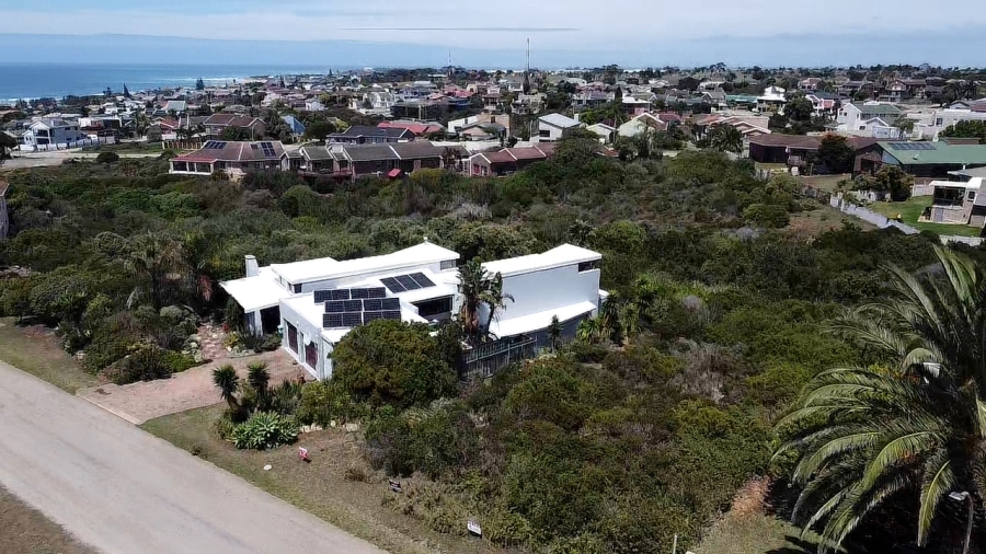 0 Bedroom Property for Sale in Wavecrest Eastern Cape